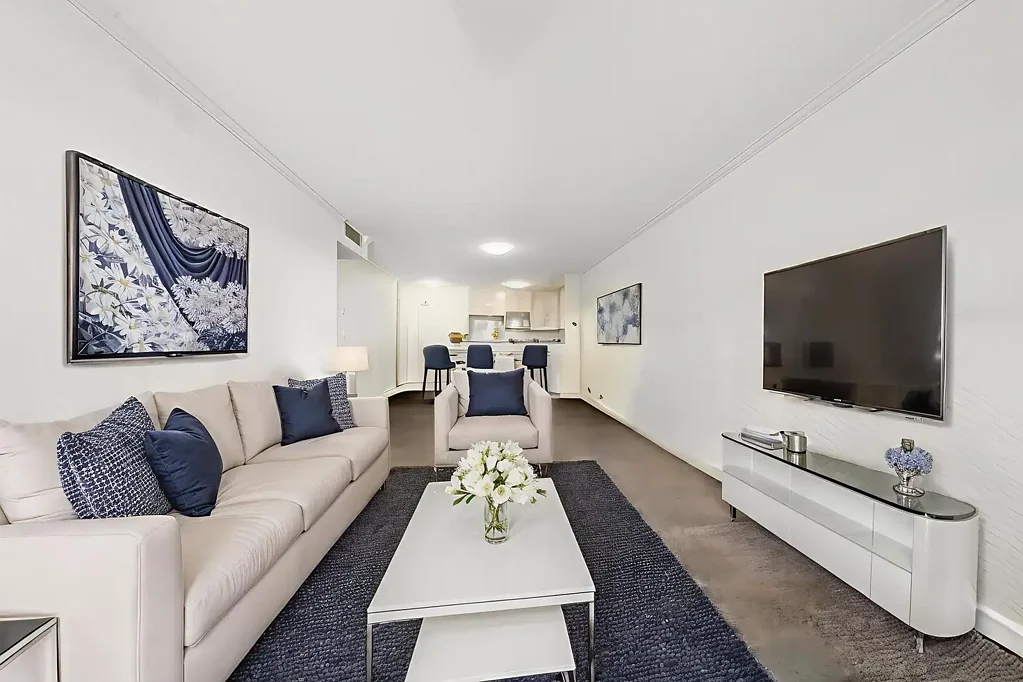 Hornsby 2Kwarto Sunlit Apartment with Two East-Facing Balconies in the Heart of Hornsby