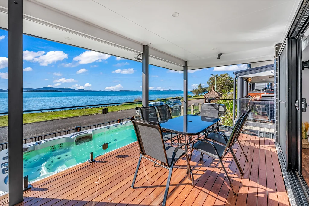 Tanilba Bay 3 Bedroom Magnificent waterfront home that will take your breath away!