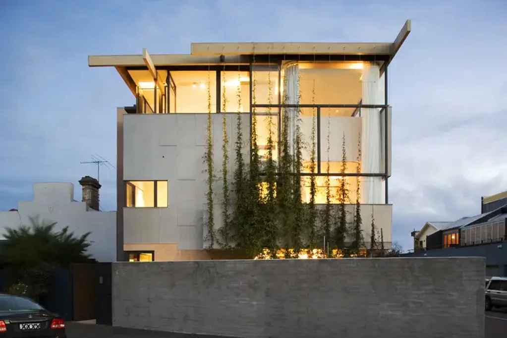 SUPERB ARCHITECT DESIGN HOME/OFFICE IN DESIRABLE LOCATION
