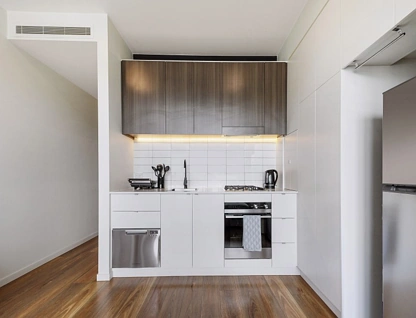 203/1562 Canterbury Road, Punchbowl, South Western Suburbs, 1 ห้องนอน, 1 ห้องน้ำ, Apartment