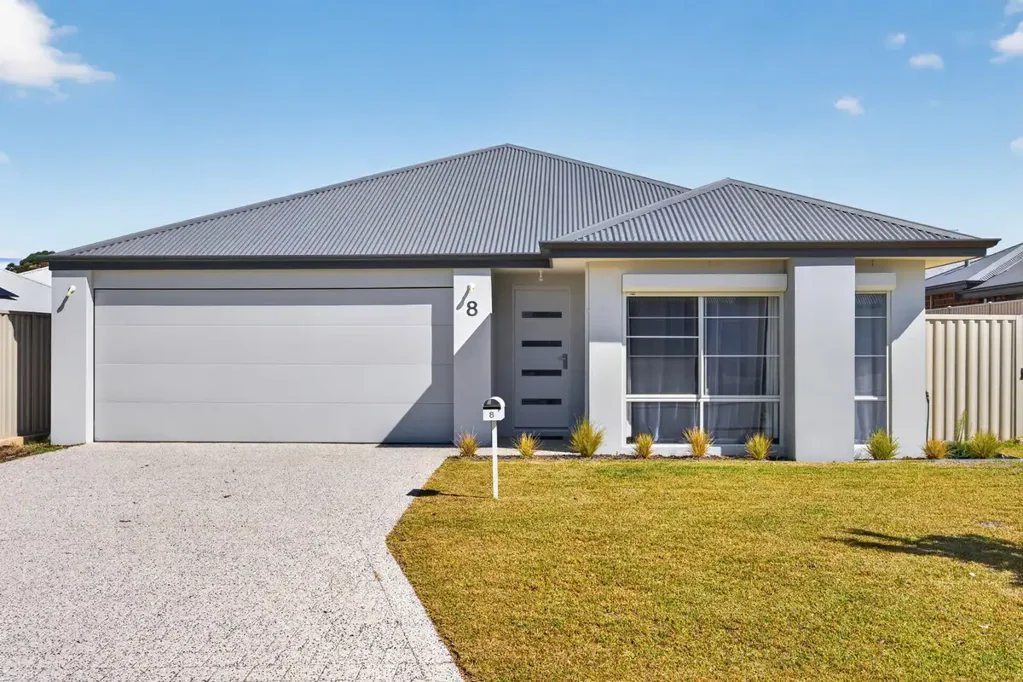 8 Raffles Way, Golden Bay, WA 6174