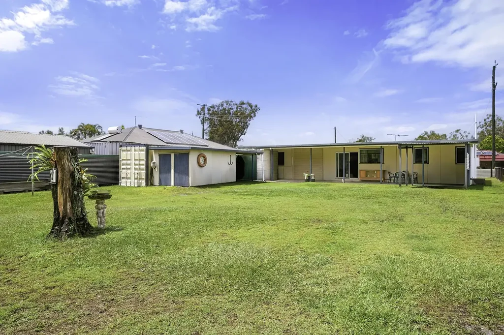 Toorbul 3房 双街入口、直通式车库及个性化改造空间 DUAL-STREET ACCESS, DRIVE-THROUGH GARAGE & ROOM TO MAKE IT YOUR OWN