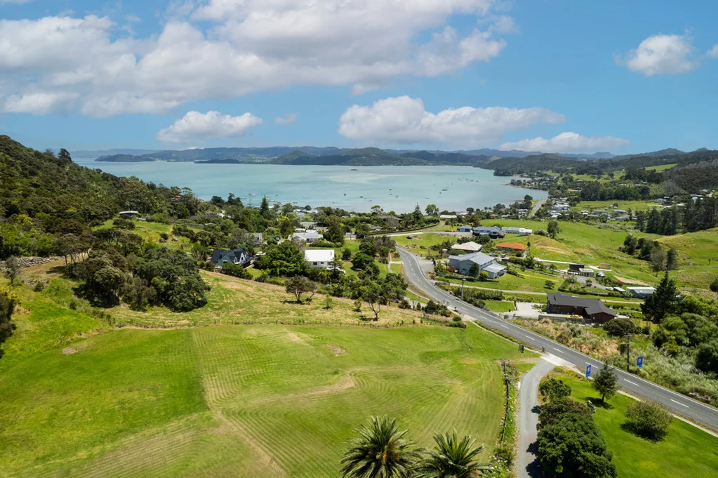 Whangarei Heads A SLICE OF PARADISE AWAITS!
