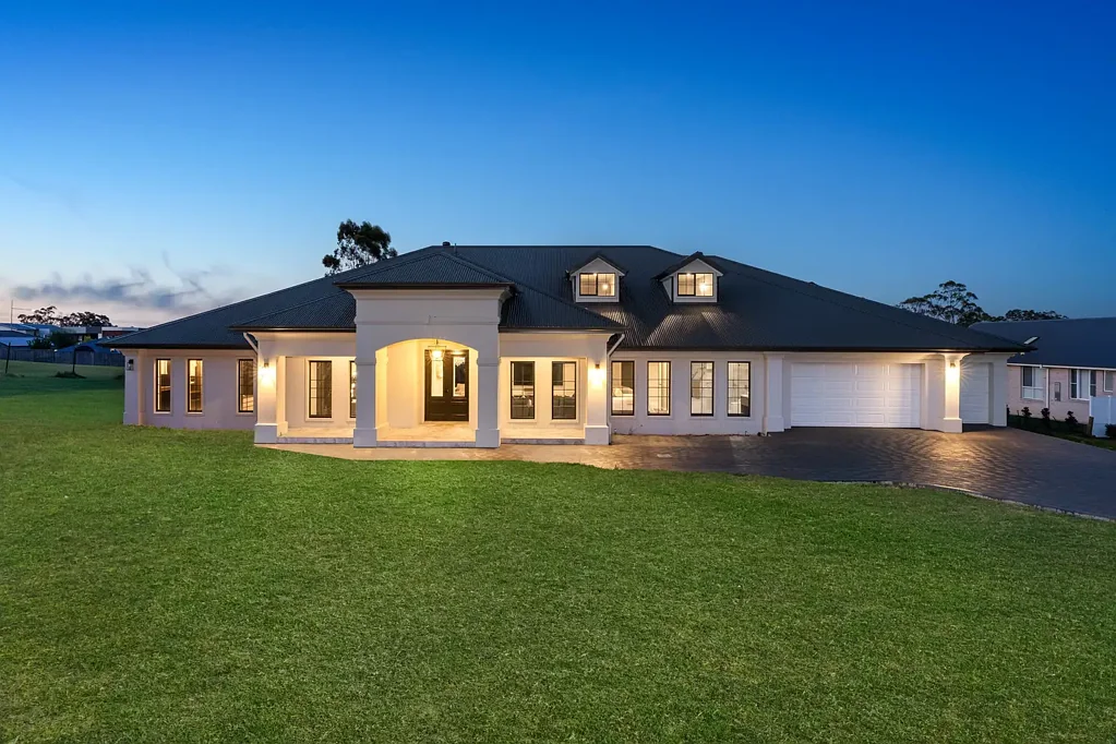 10 Mayfield Place, Gledswood Hills, NSW 2557