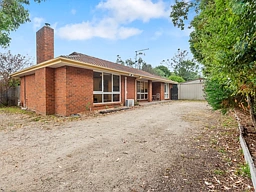 82 Dunlop Road, Bittern