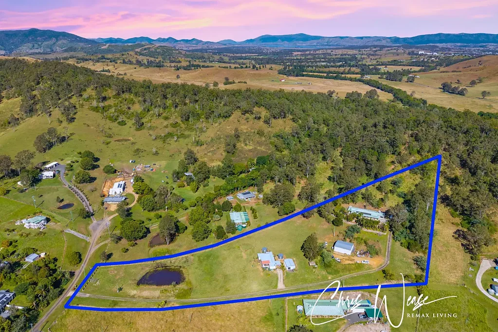 Sandy Creek 6 Bedroom Dual Living Acreage Paradise with Panoramic Views - 5 Acres