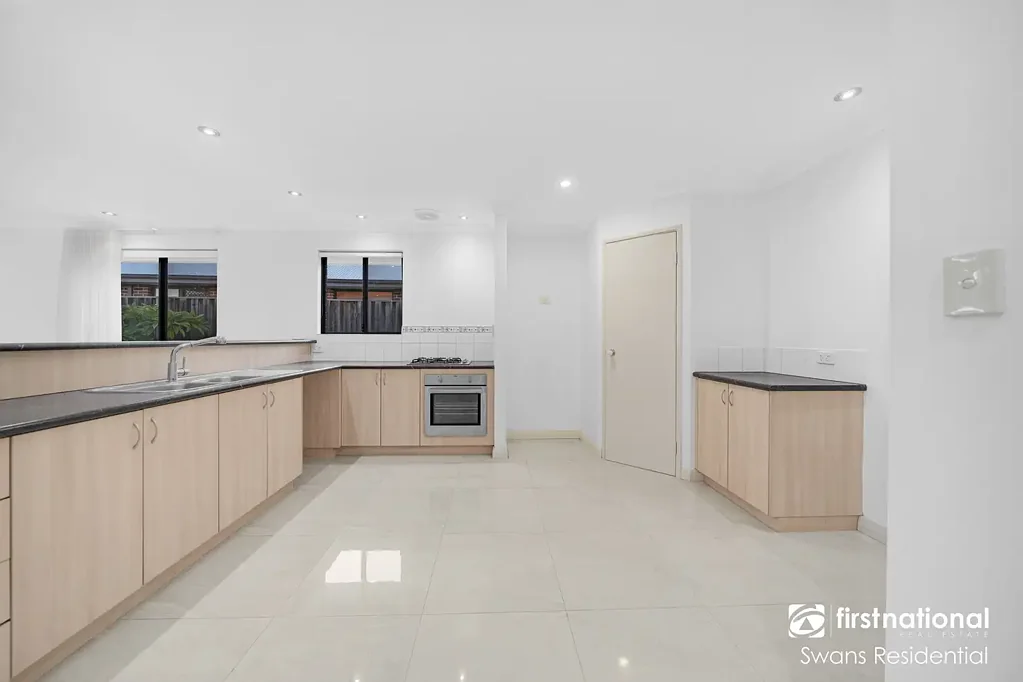 Spacious Ellenbrook Home Offering Comfort and Convenience!!