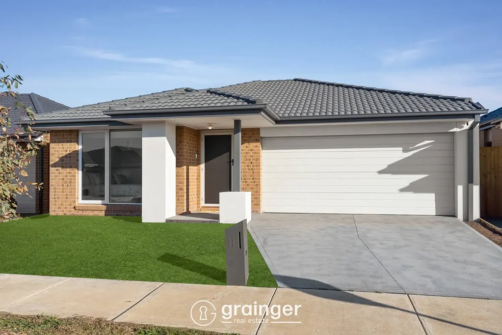 11 Lavello Street, Clyde, VIC 3978