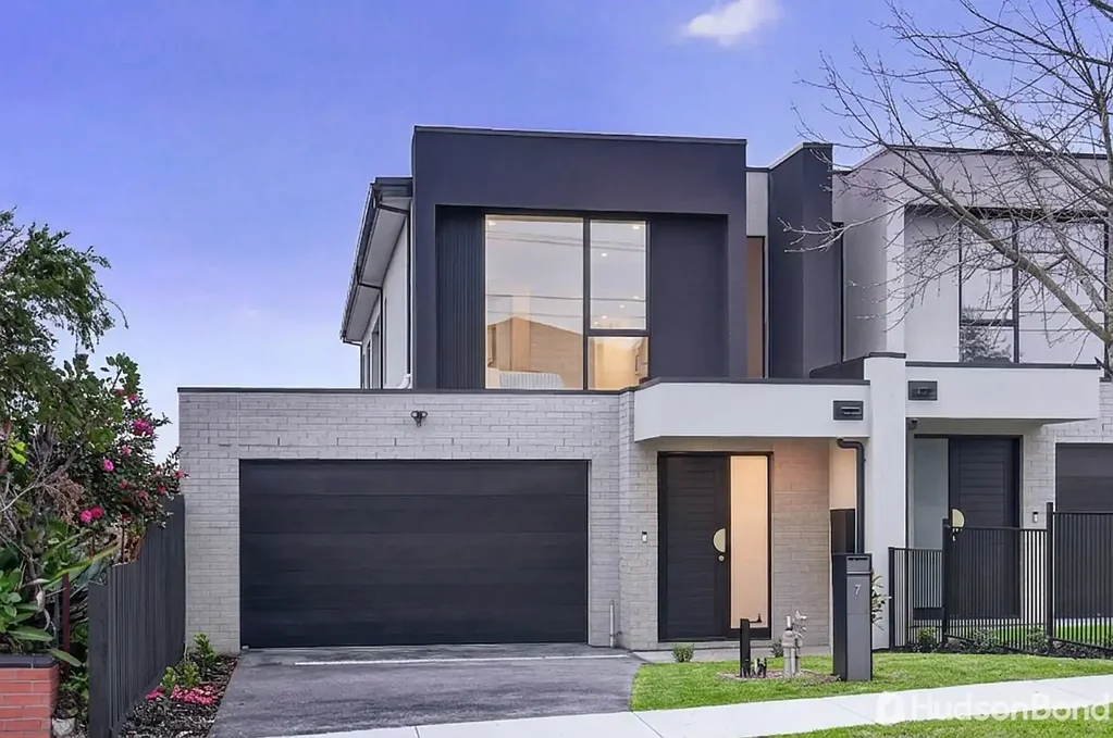 Templestowe Lower 4Zimmer Brand New Family Luxury with Preferred North Facing Rear Aspect