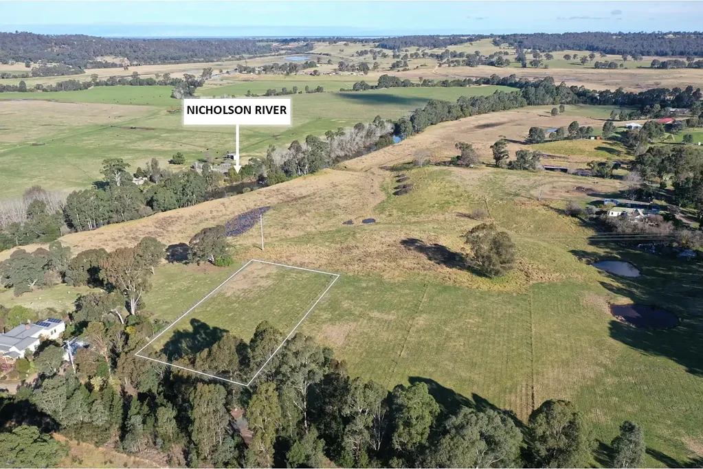 Sarsfield Nicholson River Views