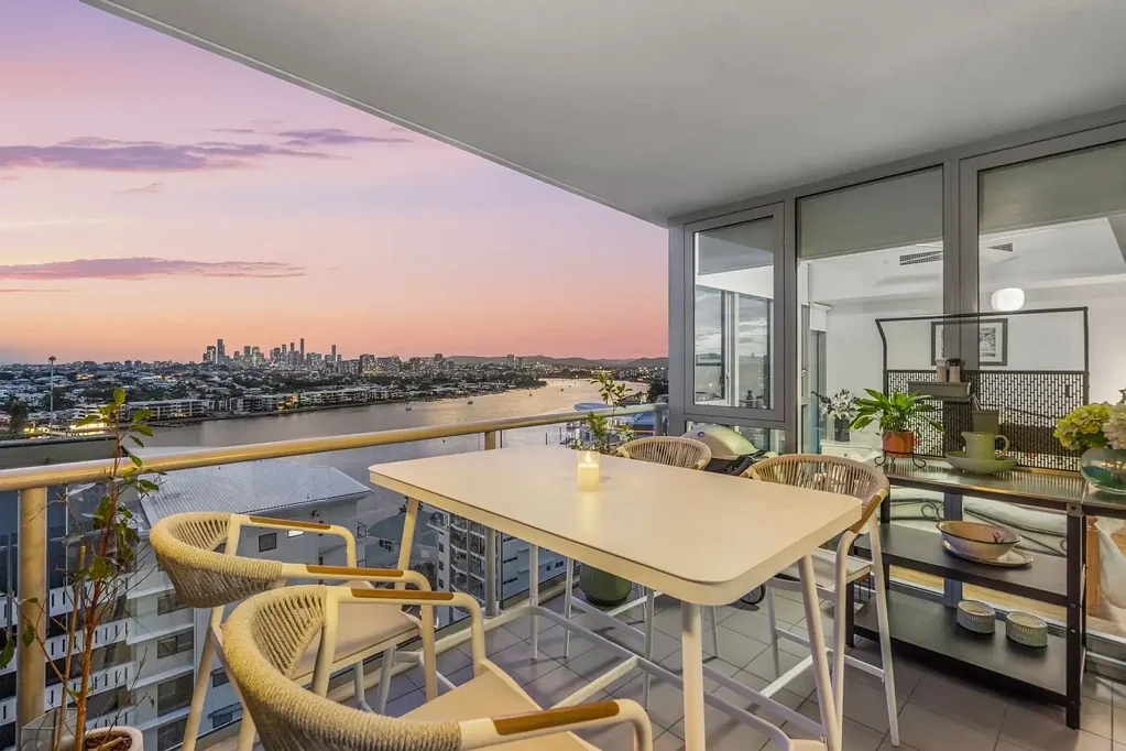 11511/8 Harbour Road, Hamilton, QLD 4007