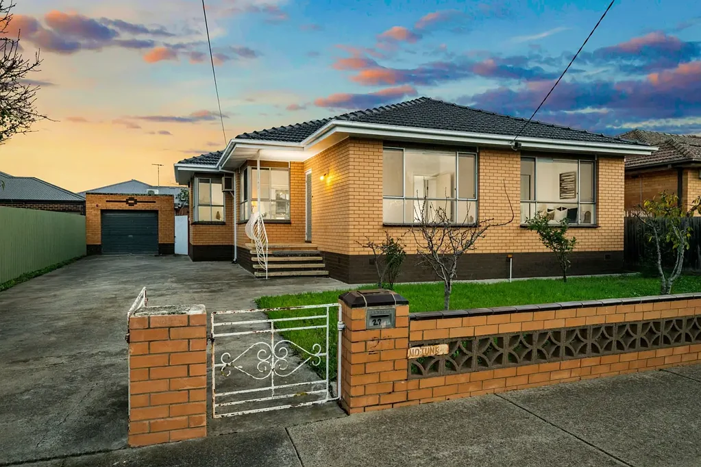 Bell Park 4房  Fully Renovated Family Home with Outstanding Investment Appeal
