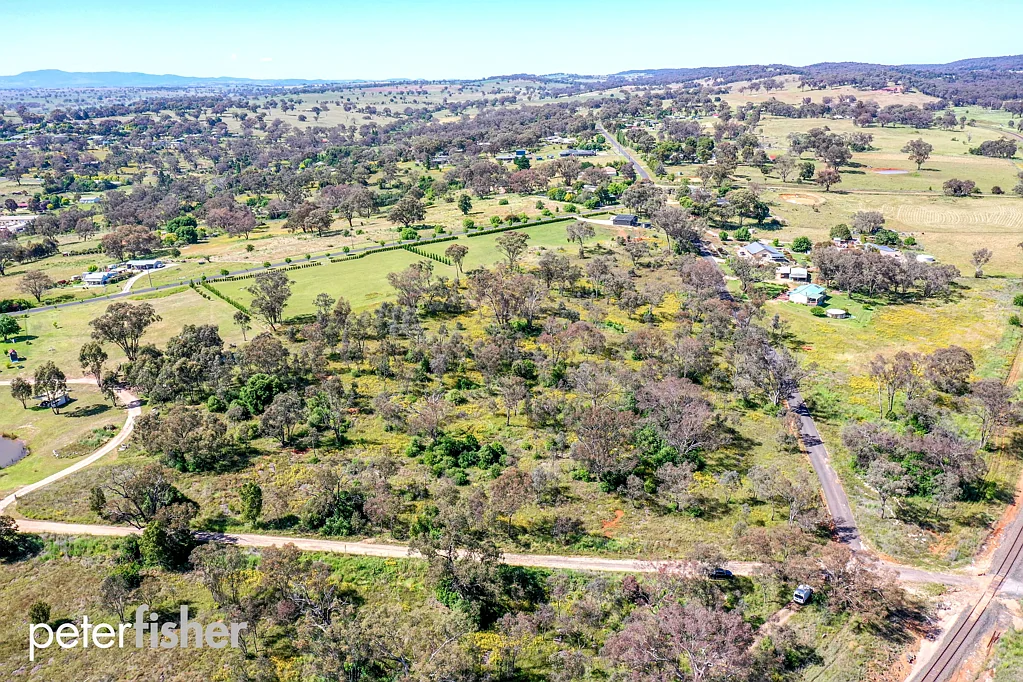 Molong You'll Feel Like You're in the Bush