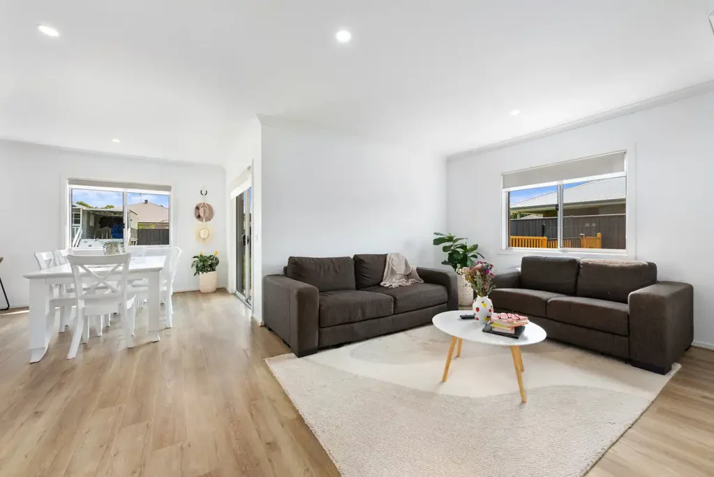 Stratford 4房  Modern Family Comfort Without the Build Time