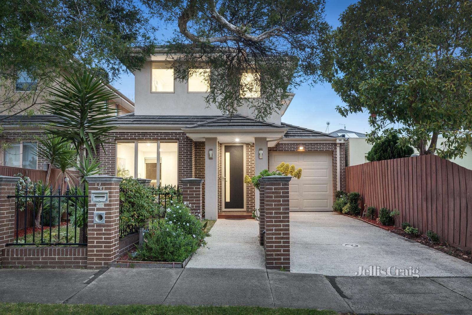 4 ROSELYN CR, BENTLEIGH EAST VIC 3165, 0 ਕਮਰੇ, 0 ਬਾਥਰੂਮ, Townhouse