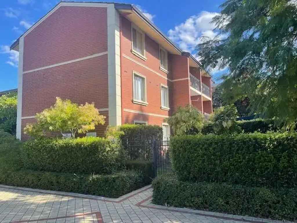8/181 Cambridge Street, Wembley, WA 6014