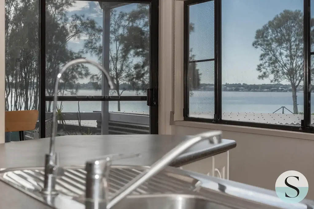 Gorokan 3 Bedroom Incredible Views, Private Frontline Positioning, Level 1,231m² Waterfront Reserve, Lifestyle or Holiday Living, Room for the Boats, Cars, Toys & More!