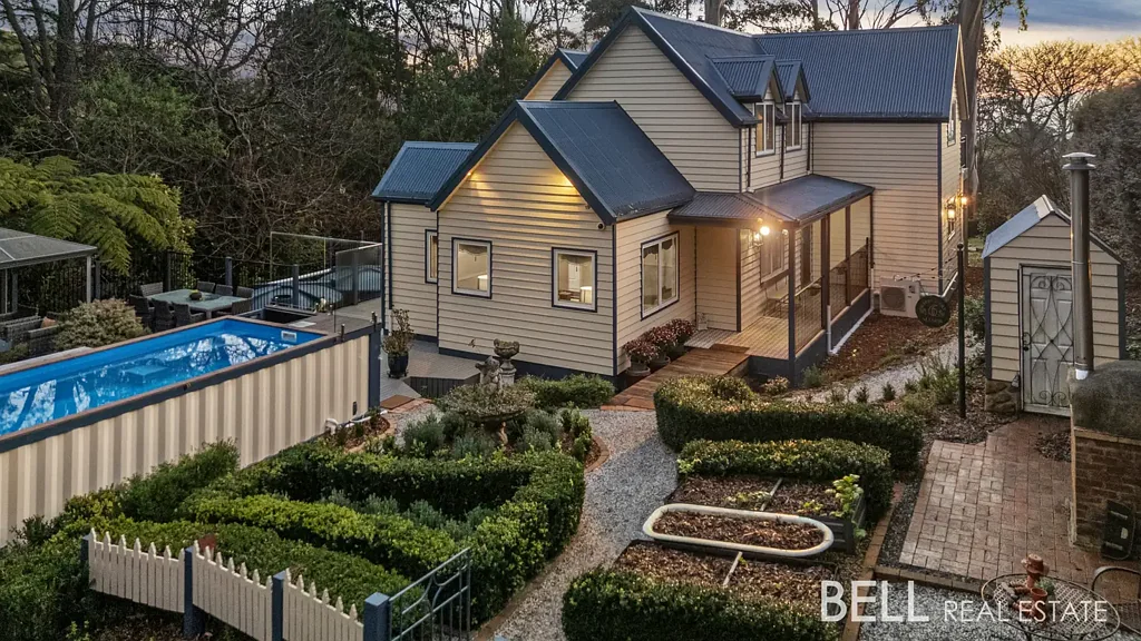 Mount Dandenong 4Kwarto “Observatory Manor” – where the skyline meets the stars
