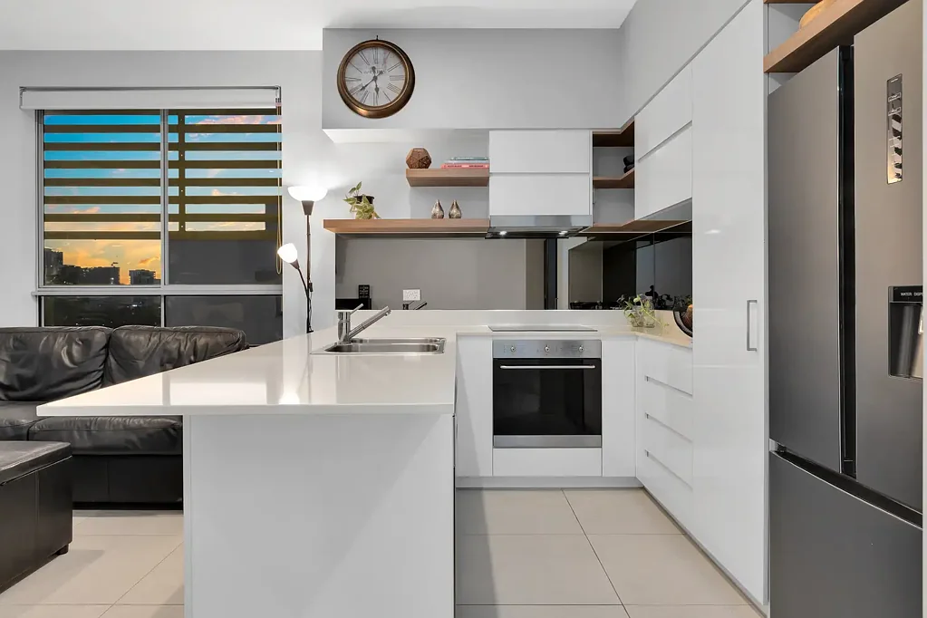 South Brisbane 2 Bedroom Top-Floor Contemporary Living in the Heart of South Brisbane!