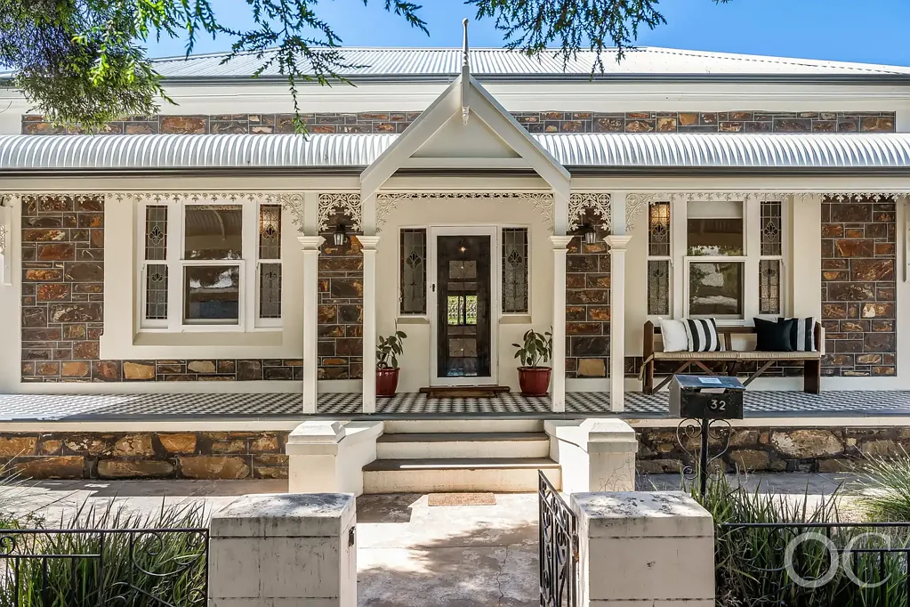 Millswood 3房  Open the Door to a Big, Bold and Beautiful Bluestone with a Huge Cellar Surprise