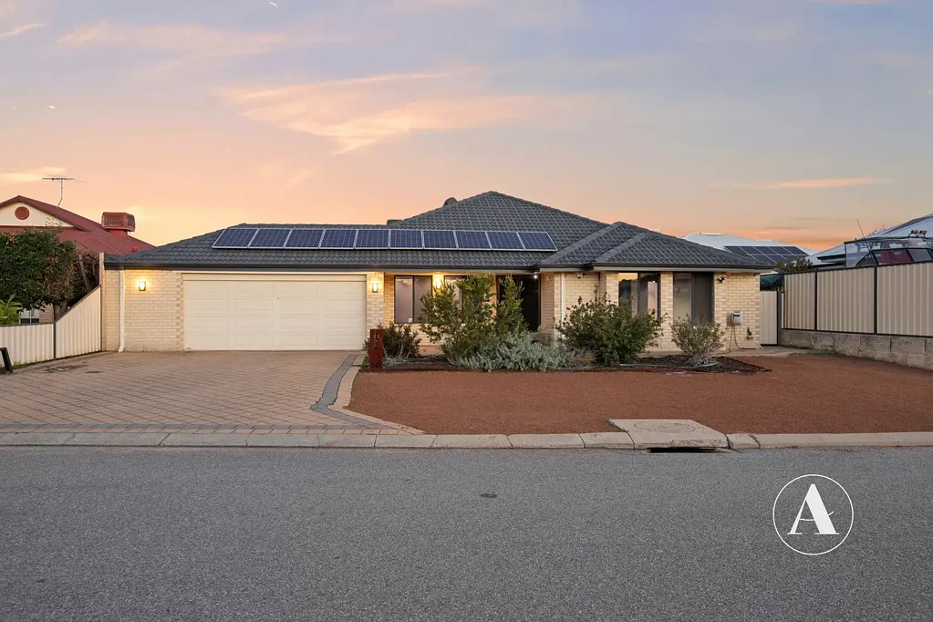 Southern River 4 Bedroom ENTERTAINERS DELIGHT!! 4 BED + 2 BATH + MULTIPLE LIVING