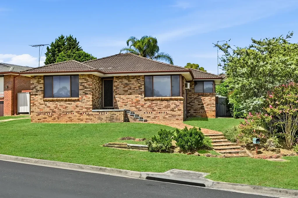 12 Sydney Place, Ruse, NSW 2560