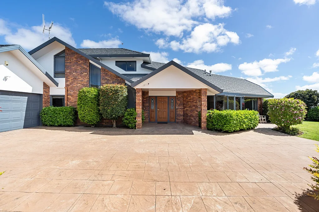 Te Kamo 4 Bedroom A STANDOUT HOME IN A SOUGHT-AFTER LOCATION
