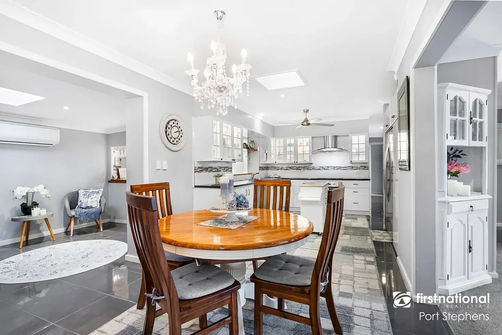 Shoal Bay 4બેડરૂમ TRANQUIL COASTAL LIVING WITH EXCEPTIONAL OUTDOOR ENTERTAINING