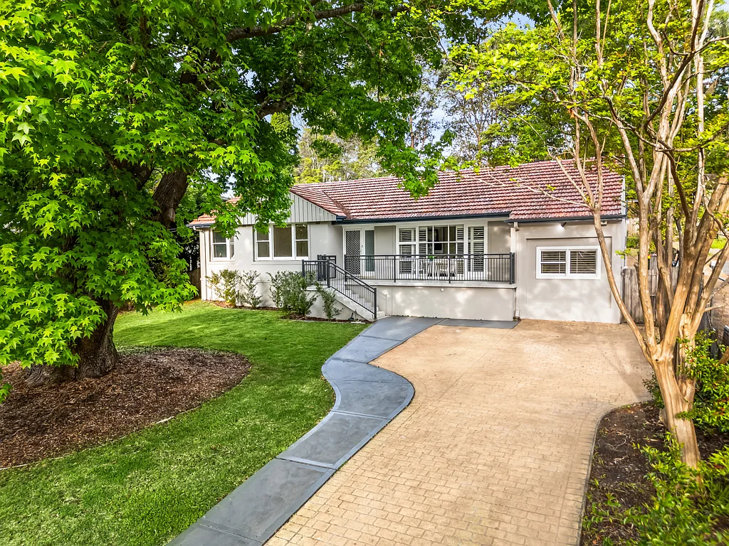 49 Carbeen Avenue, St Ives, NSW 2075
