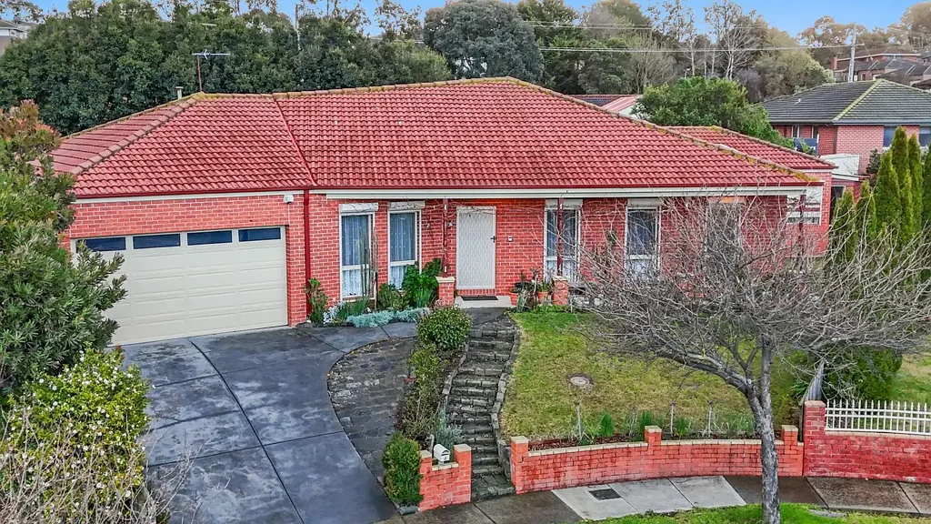 4 Allira Close, Berwick, VIC 3806