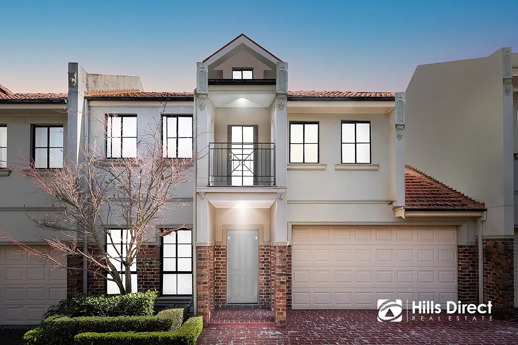 Quakers Hill 3 Bedroom Spacious Townhouse with Double Garage & Alfresco Living in Prime Quakers Hill Location