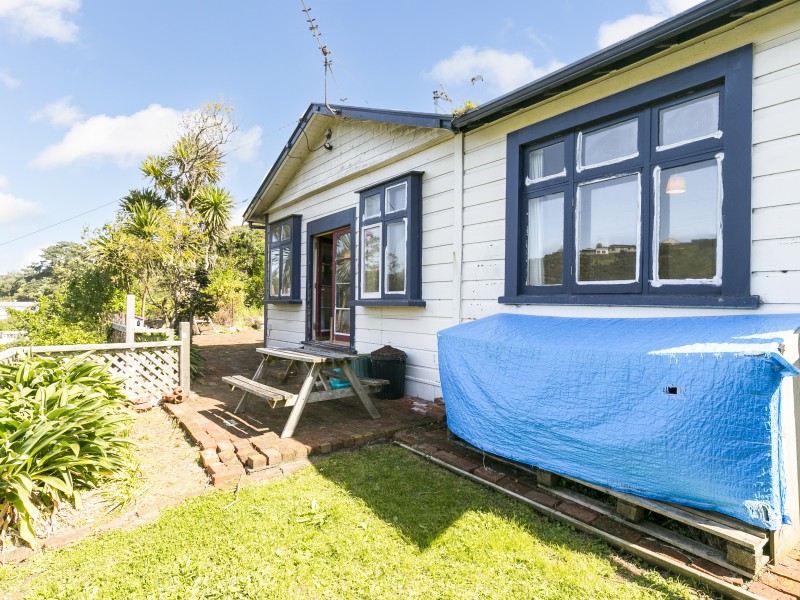 123 Happy Valley Road, Owhiro Bay, Wellington, 2 Schlafzimmer, 1 Badezimmer