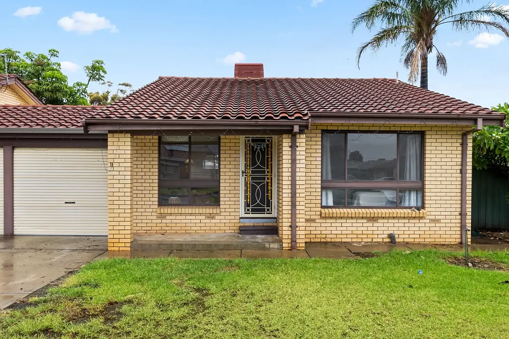 Para Hills West 3房  Spacious Homette with Space, Style & Comfort.