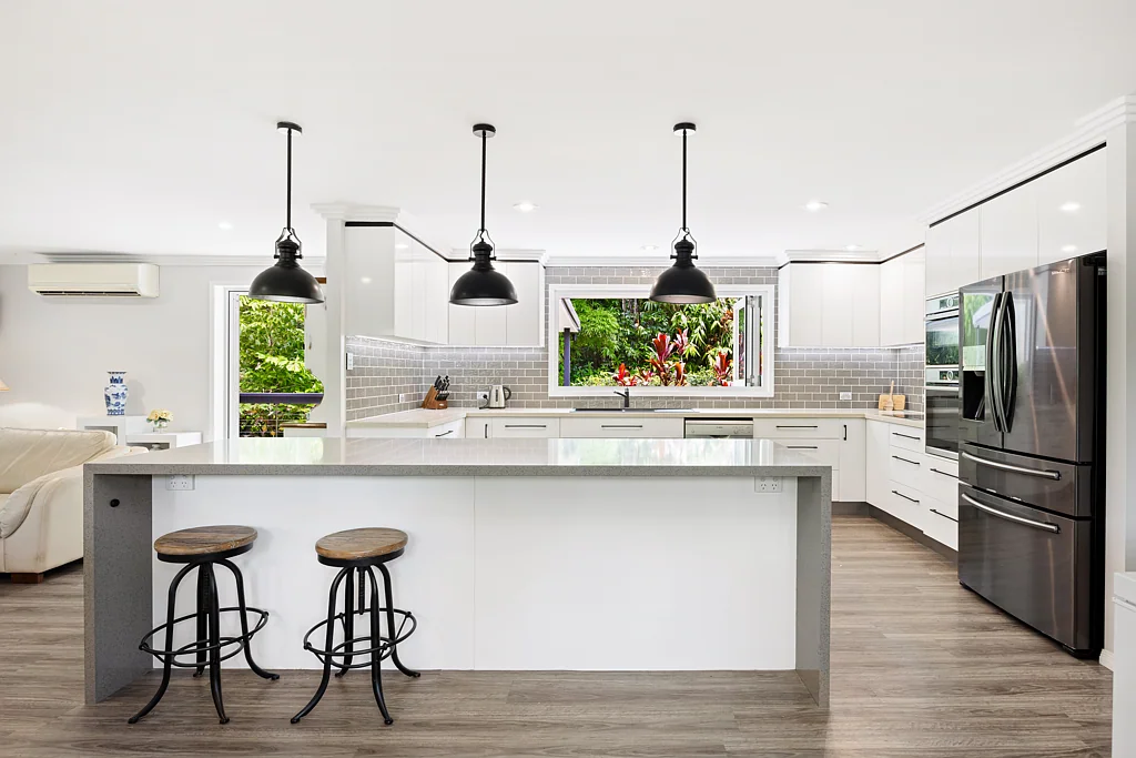 111 Mons School Road, Mons, QLD 4556
