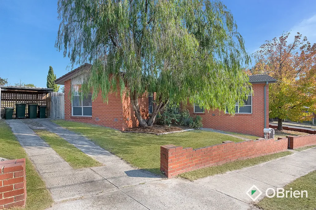 8 Alba Street, Frankston North, VIC 3200