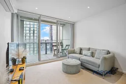 1612E/888 Collins Street, Docklands