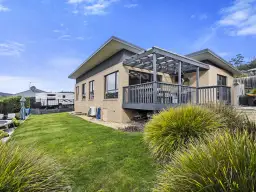 16 Dumbarton Drive, Geilston Bay