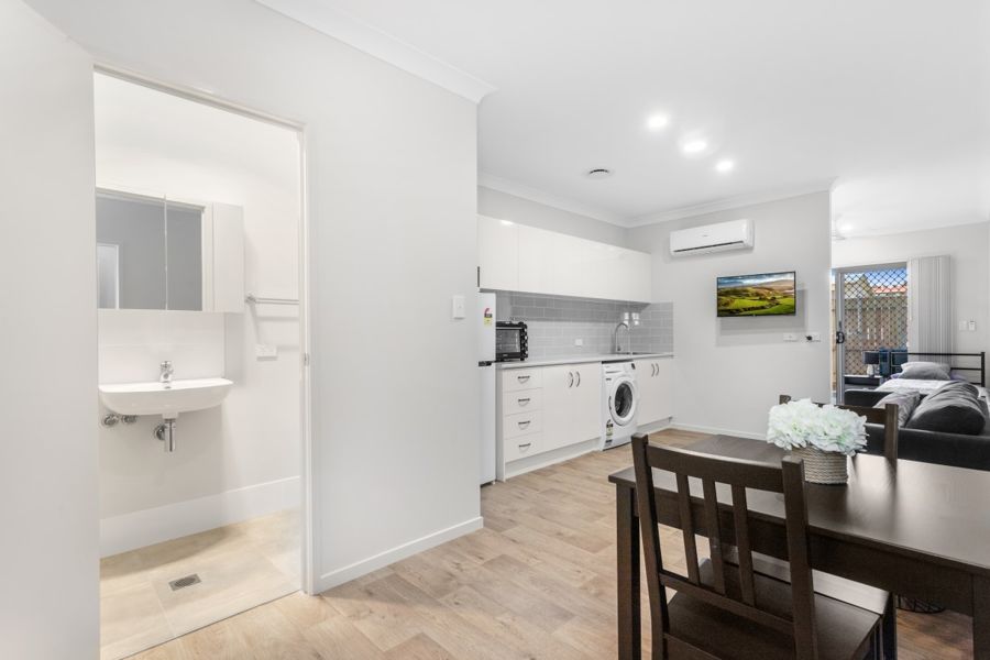 268 BEENLEIGH RD, SUNNYBANK QLD 4109, 0 Bedrooms, 0 Bathrooms, Studio