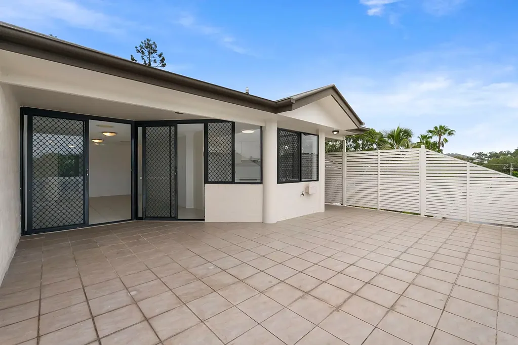 Come down to, Park Avenue! - Virtual Tour Available!