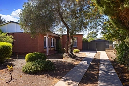 17 Murphy Street, Elizabeth Grove