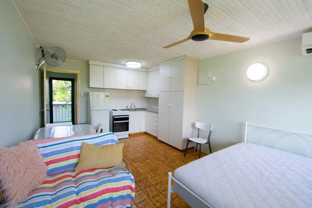 Nightcliff 1房  Sun-Drenched Studio Retreat by the Sea � Fully Furnished & Investment Ready!