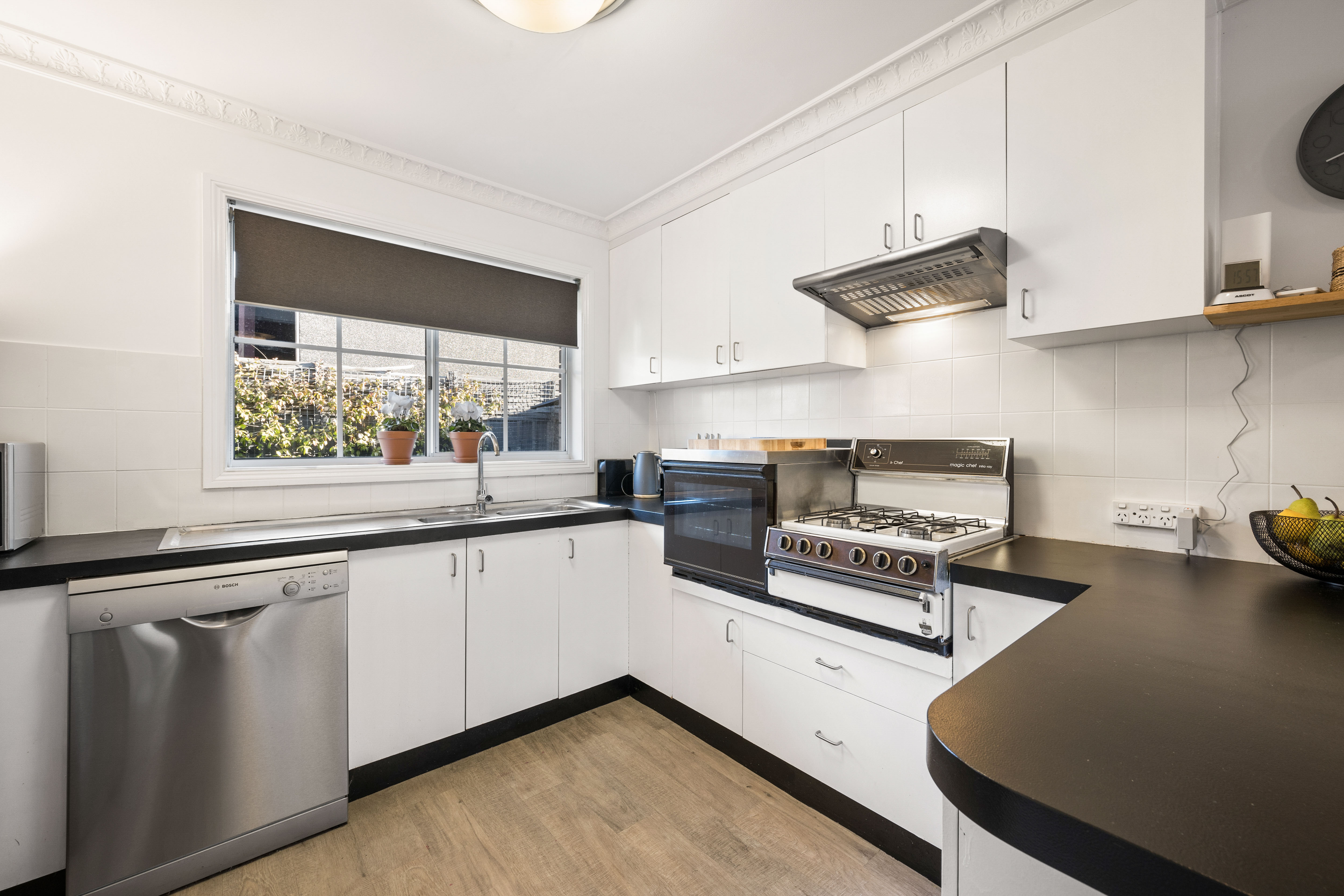 UNIT 1 12 CHIFLEY ST, WEST WODONGA VIC 3690, 0 غرف, 0 حمامات, Unit