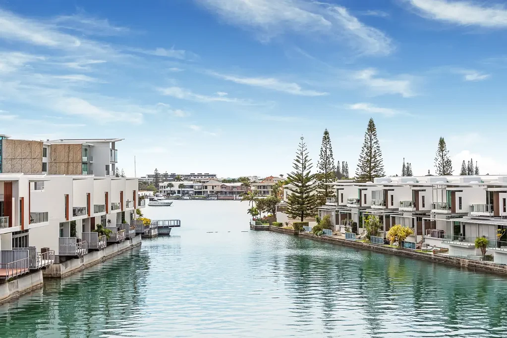 Paradise Point 3कमरा North-Facing Waterfront Luxury with House-Sized Proportions
