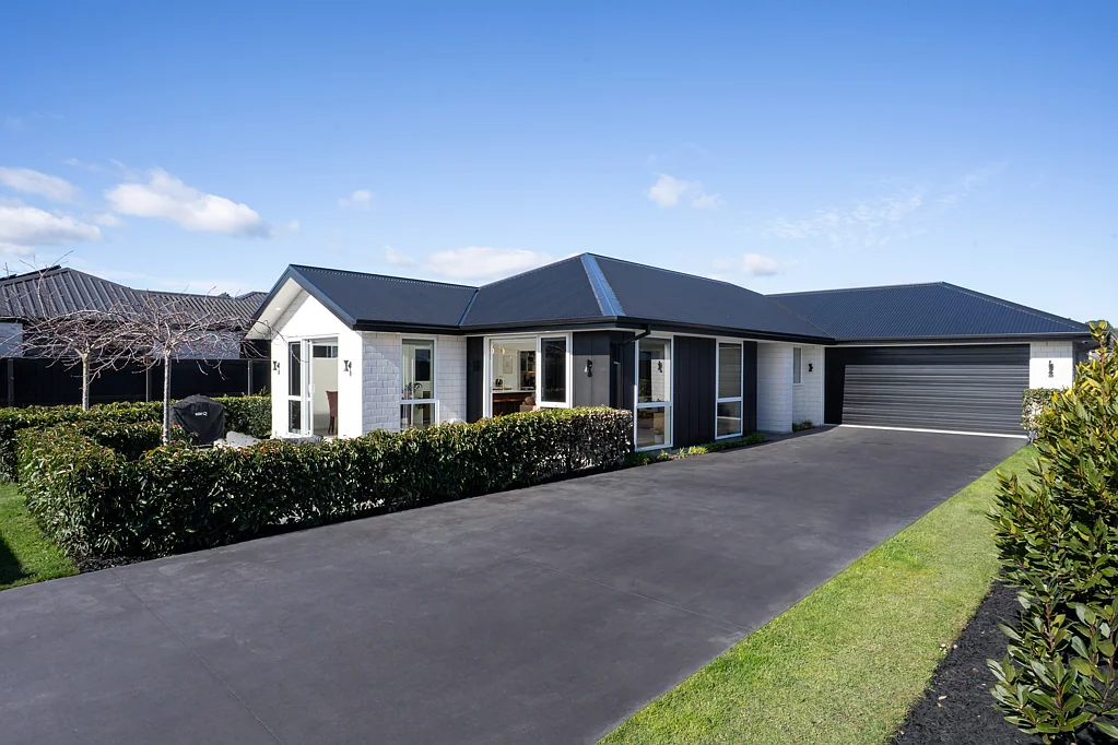 Halswell 3ਬੈੱਡਰੂਮ Relocating Owners Say Sell!