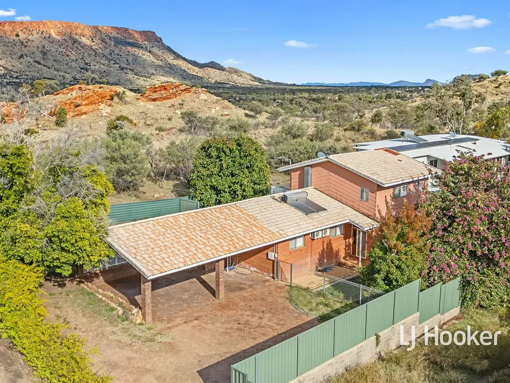 Araluen 5Kwarto Private Oasis with Pool and Range Views