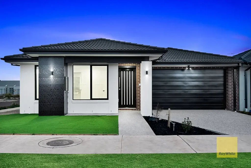 Fraser Rise 4Moenga BRAND NEW STYLISH AND ELEGANT FAMILY HOME!!