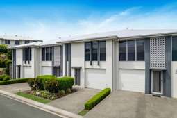 90/36 Cox Road, Pimpama