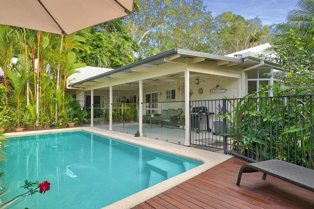 Port Douglas 3 Bedroom Easy Living Beachside Retreat!