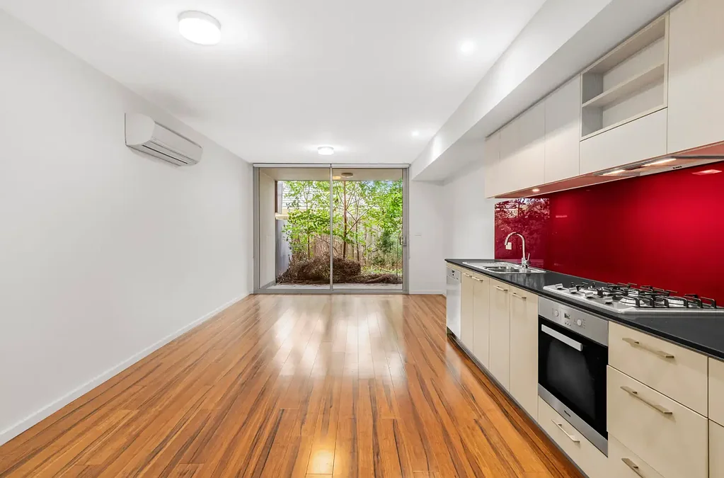Northcote 2ਬੈੱਡਰੂਮ Contemporary Double-Storey Apartment with Alfresco and Balcony