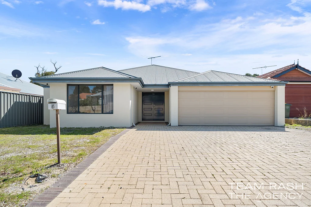 5 Fareham Crescent, Wellard, WA 6170